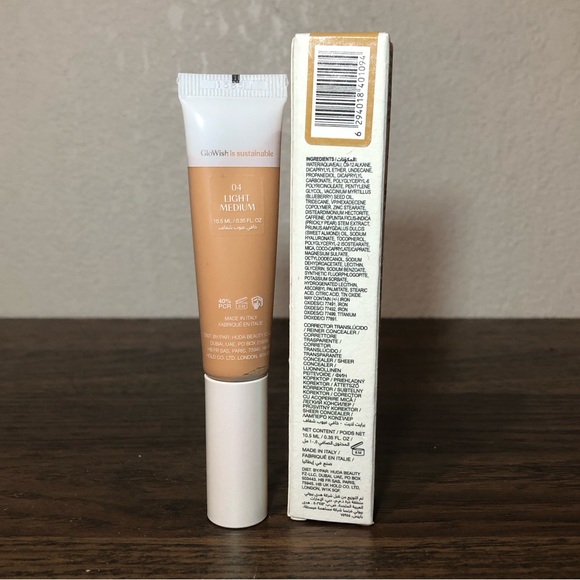 Huda Beauty GloWish Bright Light Hydrating Sheer Vegan Concealer in Light Medium - Picture 9 of 10